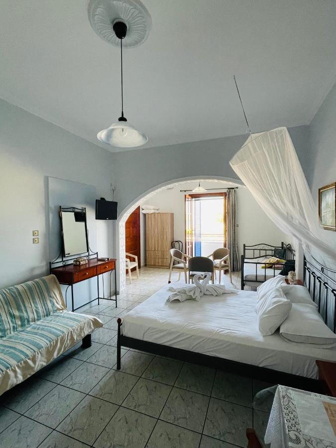 Gialos Rooms Elafonissos Exterior foto
